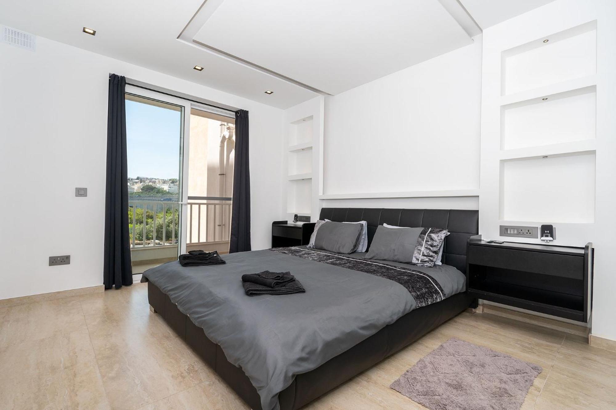 Modern 2 Bedroomed Apartment In Gzira Exteriör bild