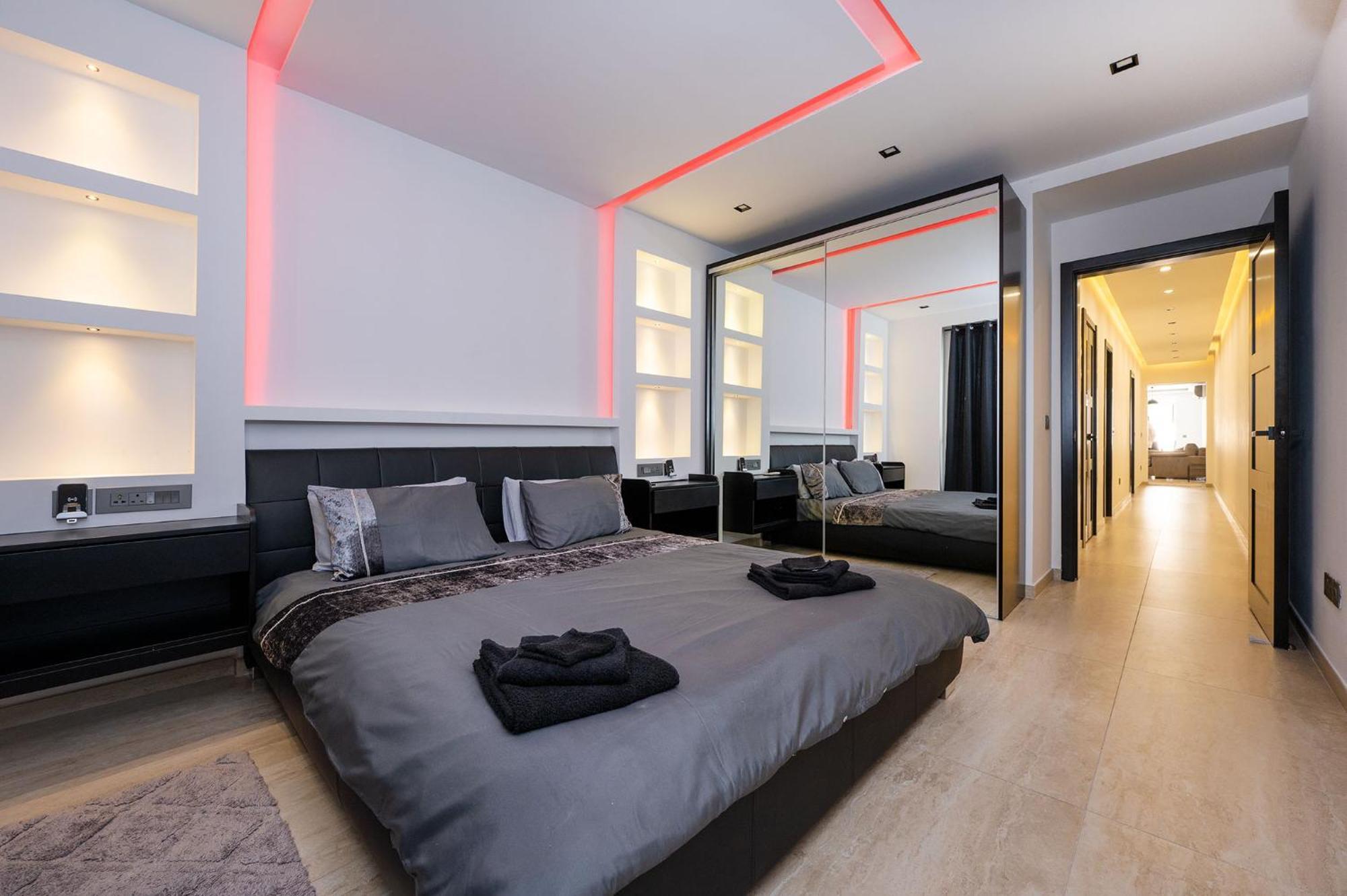 Modern 2 Bedroomed Apartment In Gzira Exteriör bild