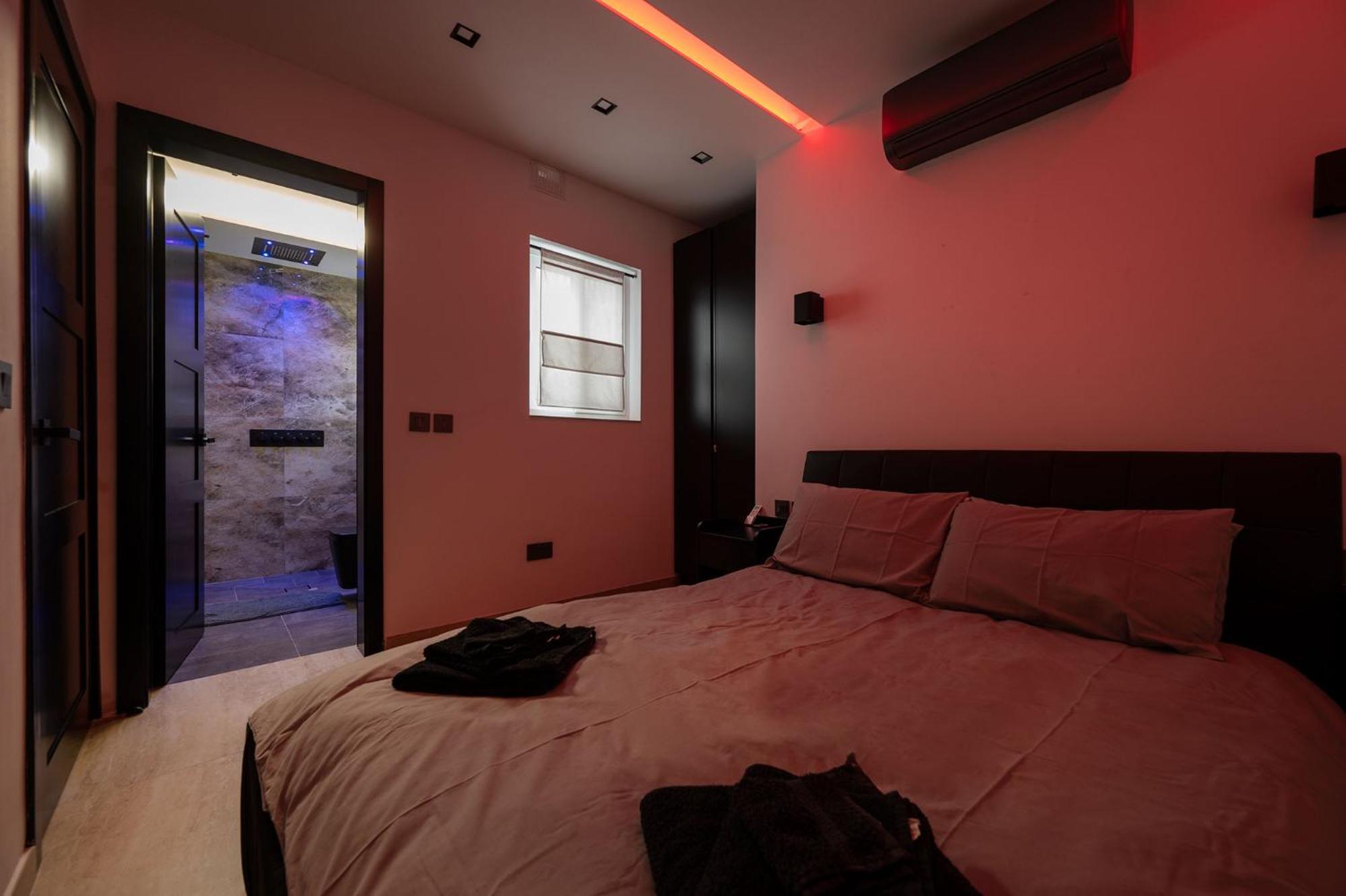 Modern 2 Bedroomed Apartment In Gzira Exteriör bild