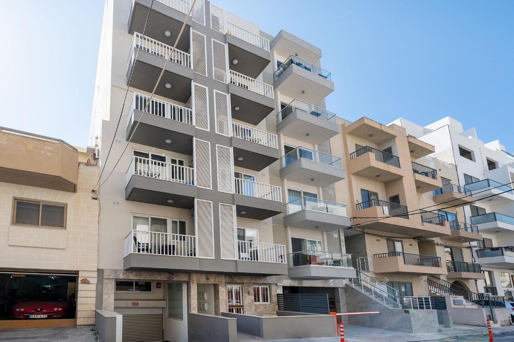 Modern 2 Bedroomed Apartment In Gzira Exteriör bild